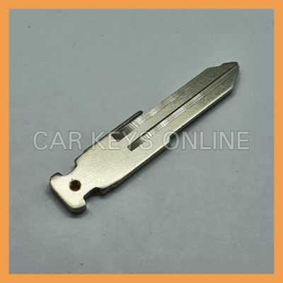 Aftermarket Key Blade for Nissan Square Remotes