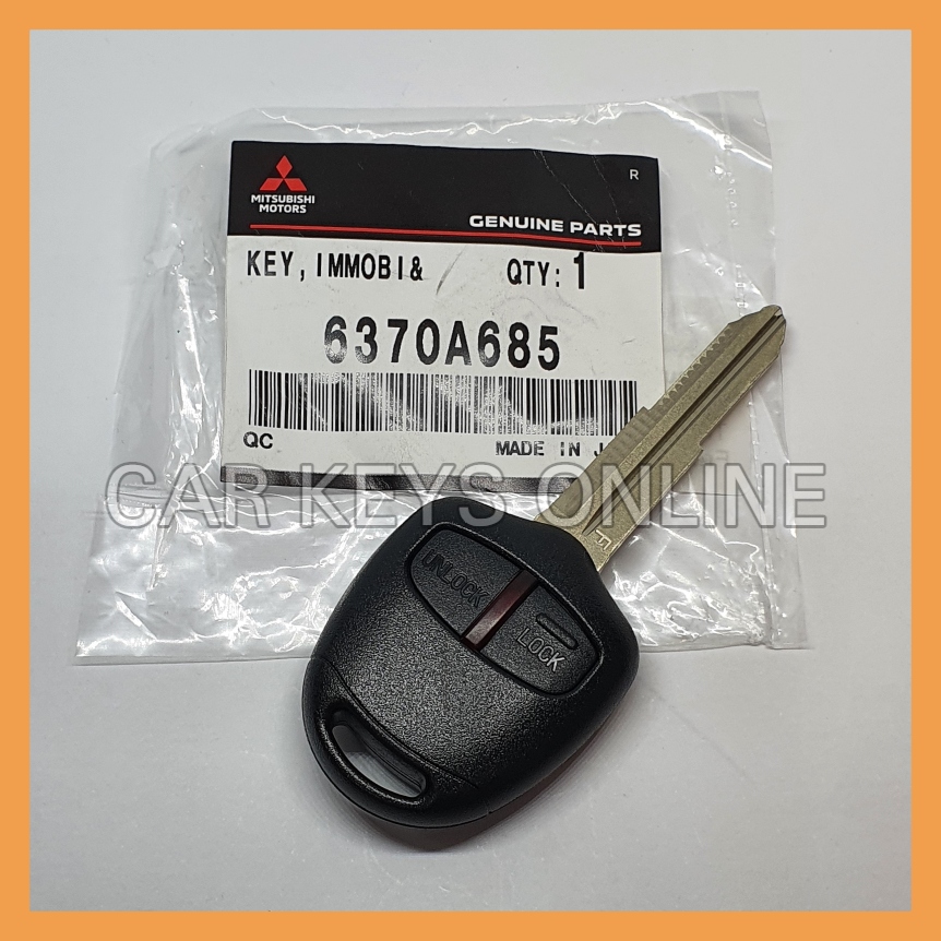 Genuine Mitsubishi Shogun / Pajero / Montero Remote Key (6370A685)